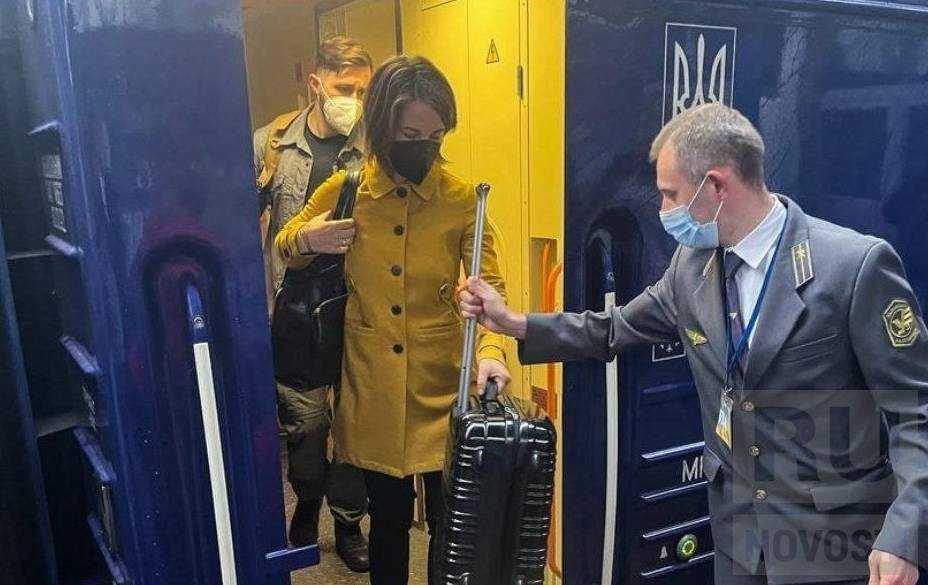 Бербок в Киеве Бербок в Киеве